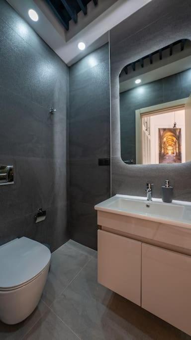 Apartament Sehir Merkezinde Lueks - Ocekhomes Adin