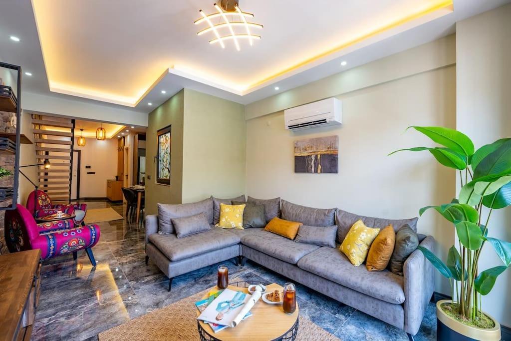 Apartament Sehir Merkezinde Lueks - Ocekhomes Adin