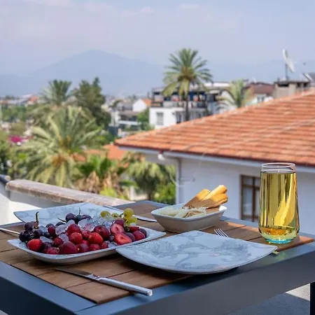 Fethiye Sehir Merkezinde Lueks Daire - Ocekhomes Adin Exterior photo
