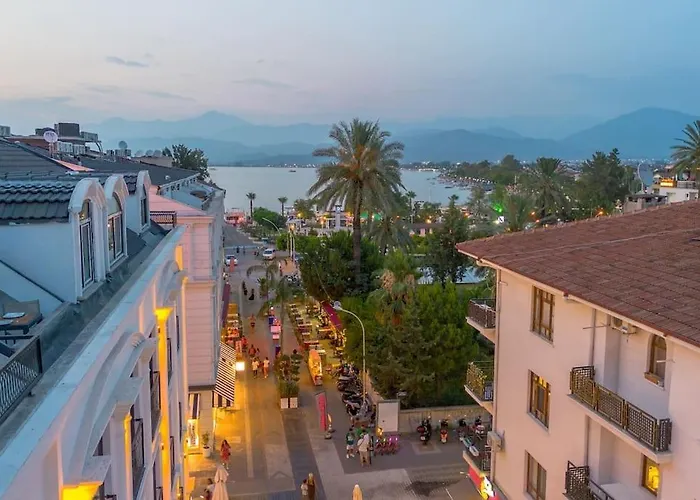 Fethiye Sehir Merkezinde Lueks Daire - Ocekhomes Adin