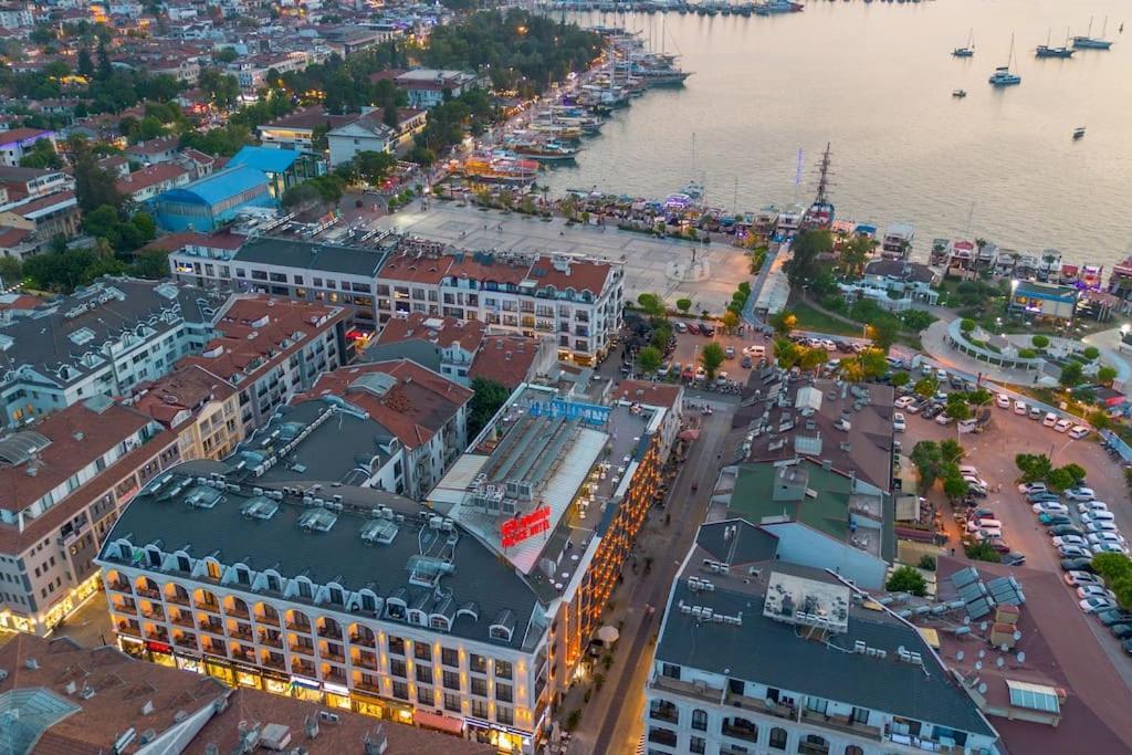 Sehir Merkezinde Lueks - Ocekhomes Adin Apartament